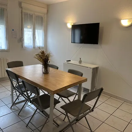 Agreable Maison 2 Ch 5 Mins Valenciennes Et Garage Holiday home Anzin