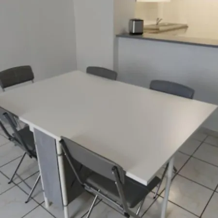 Agreable Maison 2 Ch 5 Mins Valenciennes Et Garage Anzin