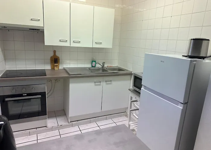 Maison 2 Ch 5 Mins Valenciennes Et Garage Casa vacanze